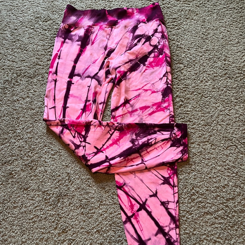 Pink active high waisted 7/8 length leggings